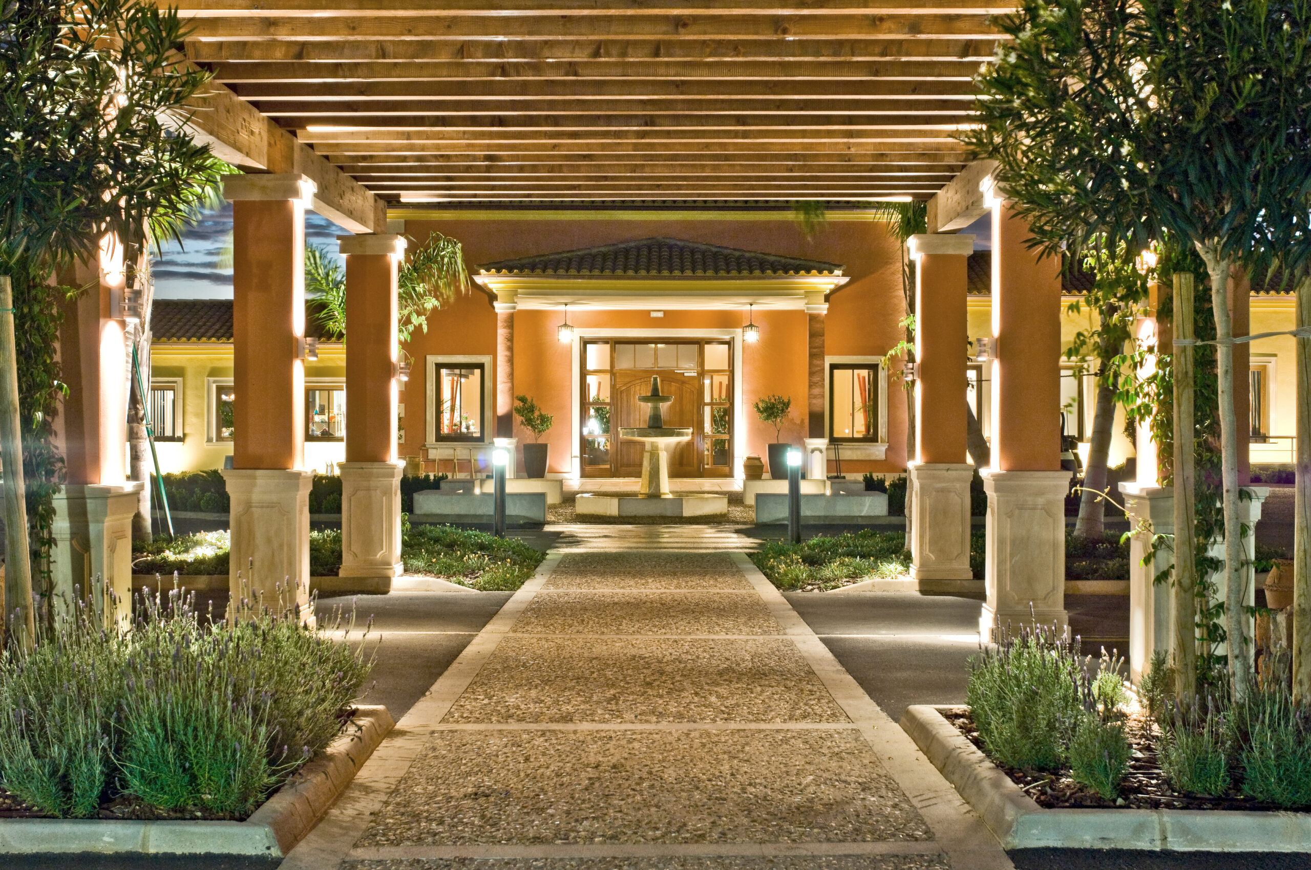 son-gual-golf-mallorca-clubhouse-entrance-high-res
